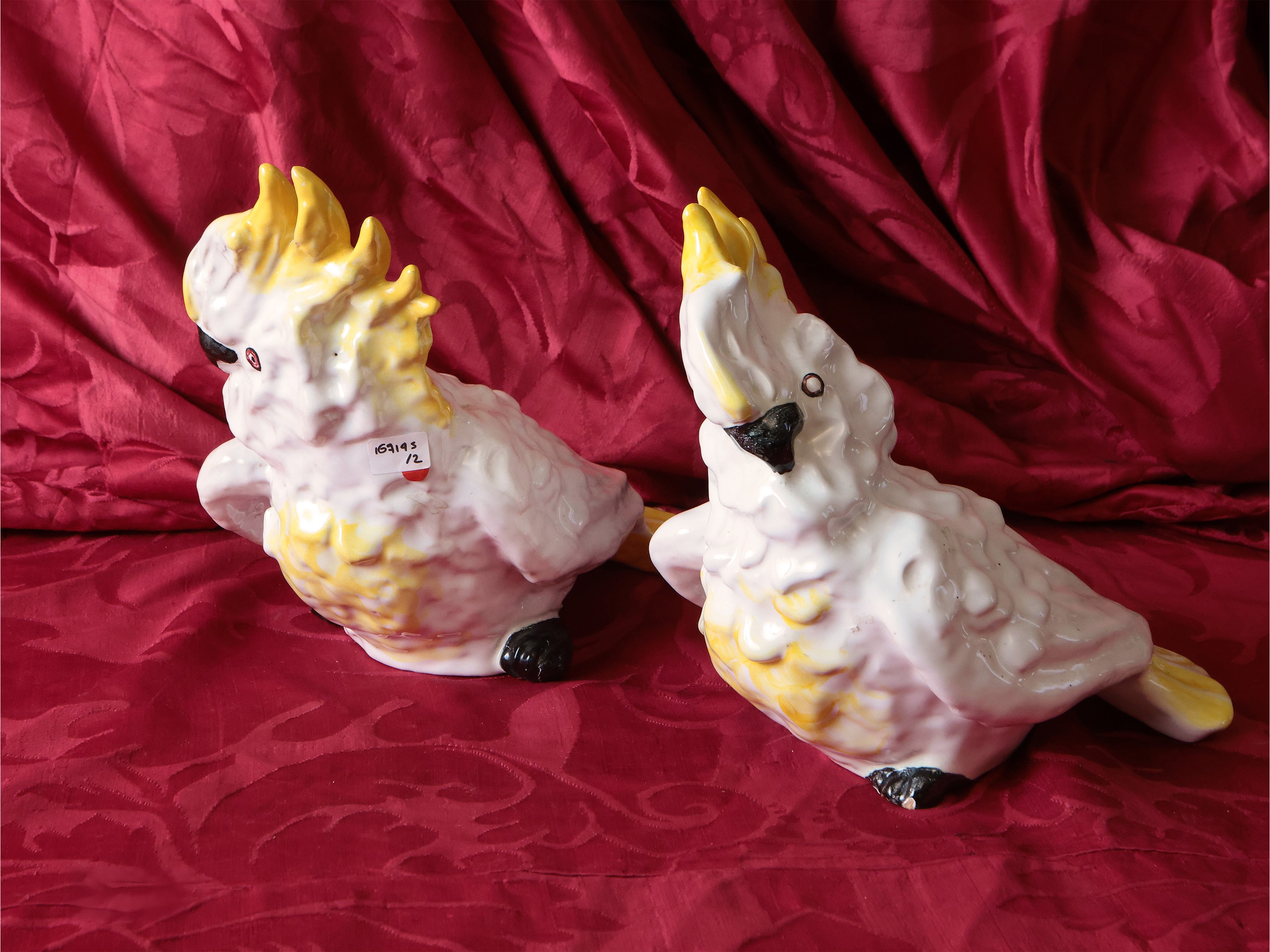 Coppia di Pappagalli in Maiolica, Manifattura di Ferlaro