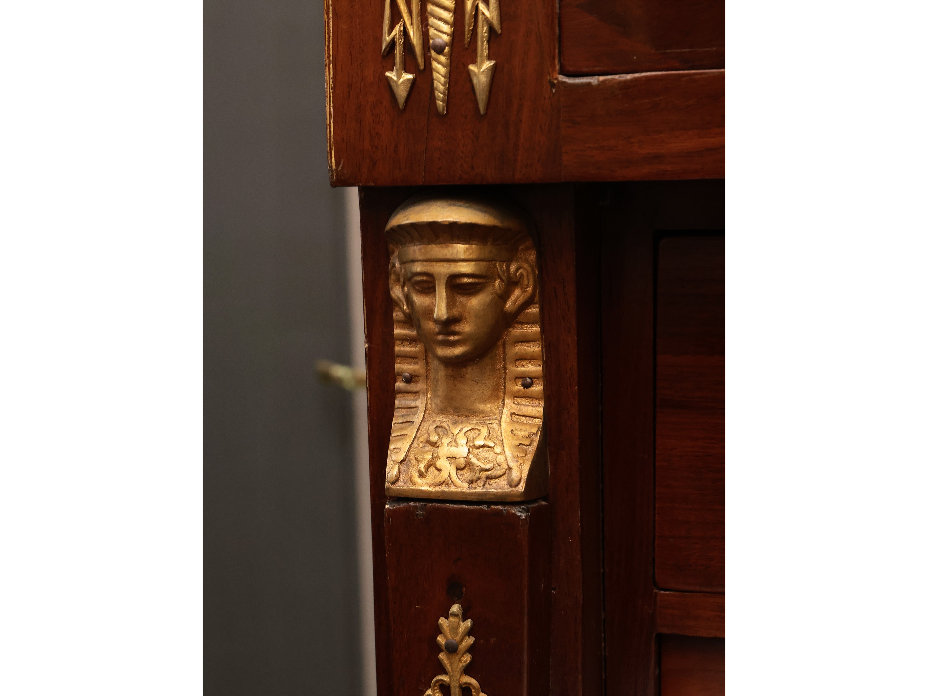 Secretaire in noce impiallacciato, stile Retour d'Egypte