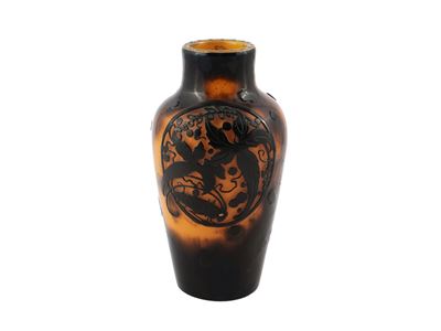 Piccolo Vaso in Vetro Doppio a Cammeo