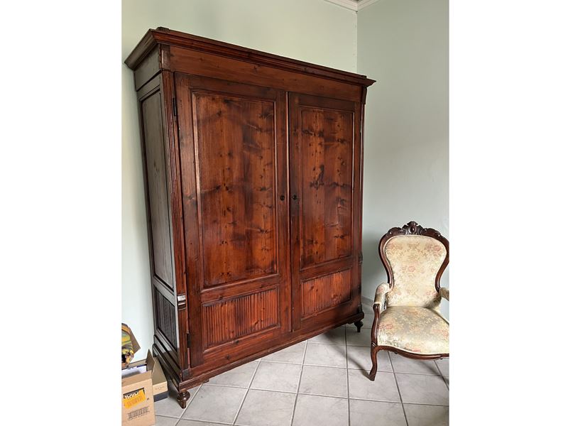 Armadio in legno tenero, XIX/XX secolo