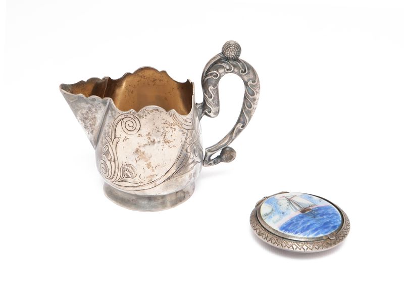 Oggetti decorativi in argento, lattiera e tabacchiera, Mosca 1908-1922
