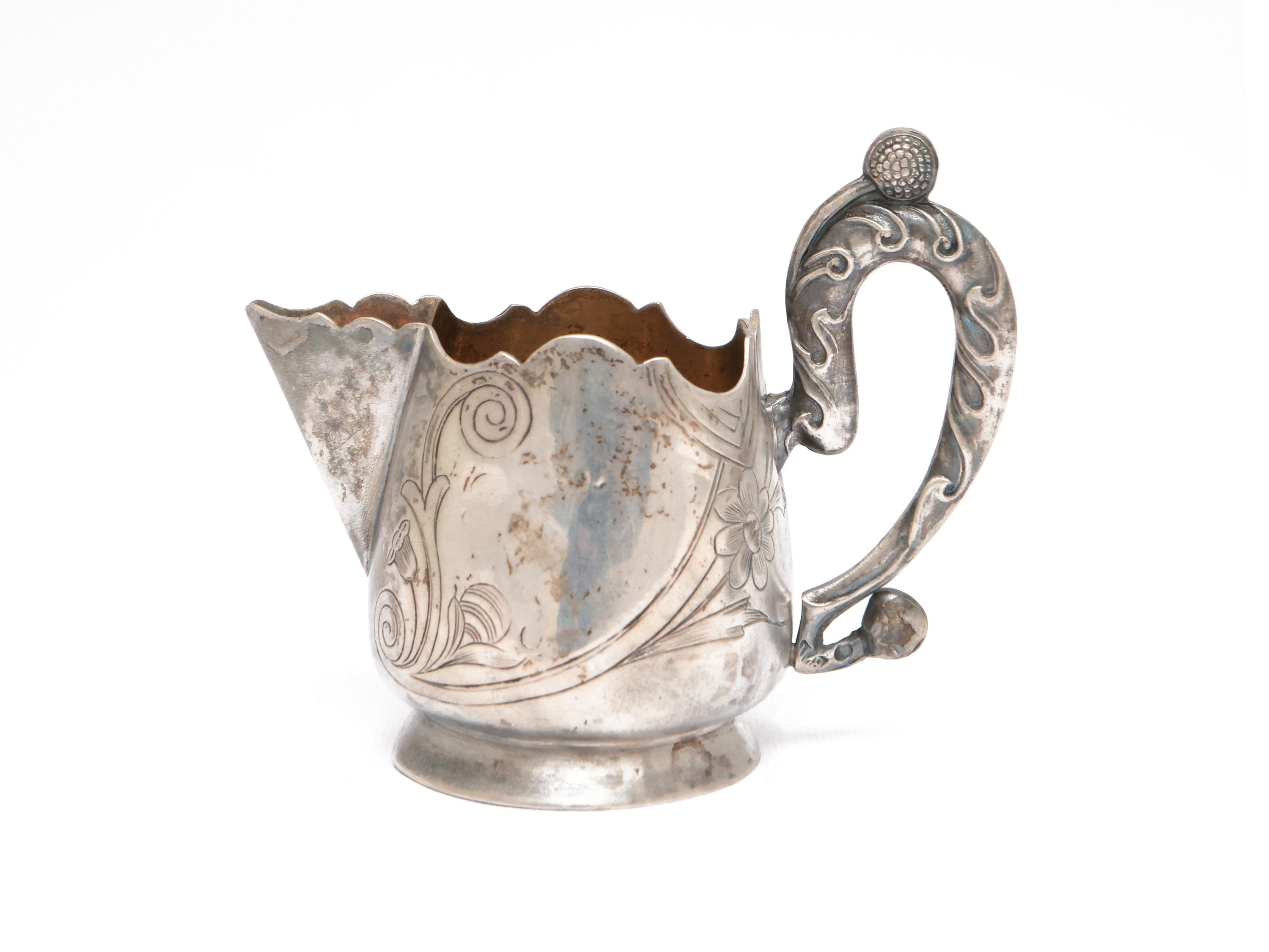 Oggetti decorativi in argento, lattiera e tabacchiera, Mosca 1908-1922