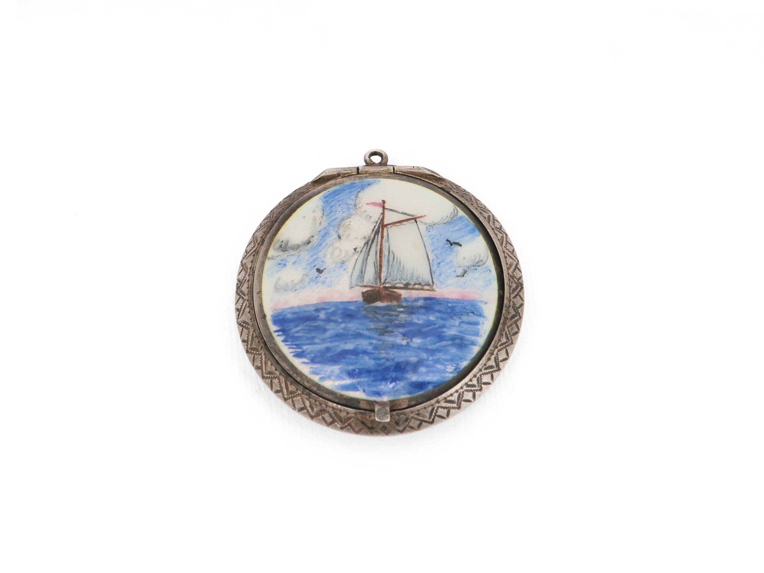 Oggetti decorativi in argento, lattiera e tabacchiera, Mosca 1908-1922