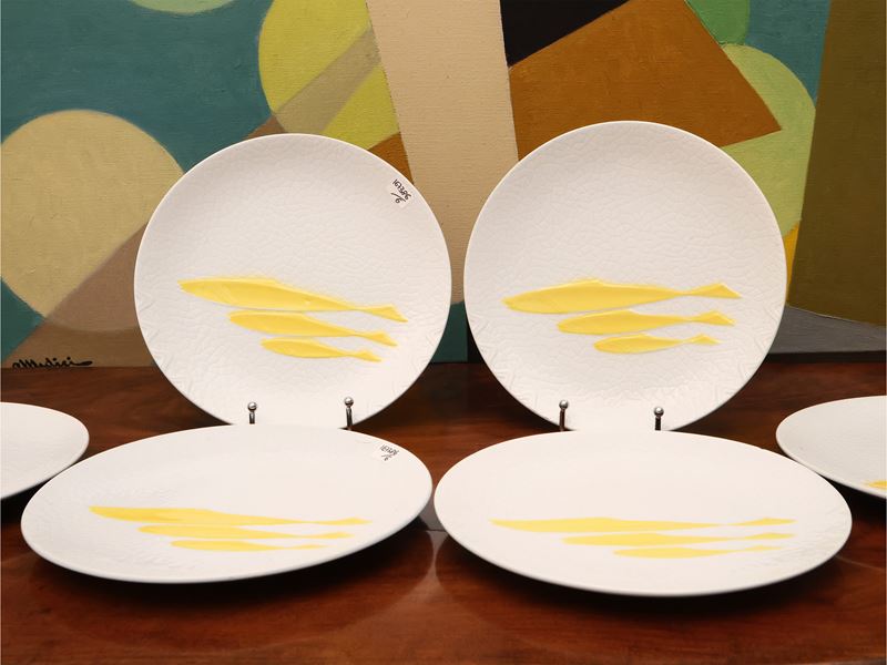 Serie di sei piatti piani in ceramica smaltata, Angelo Simonetto per Galvani