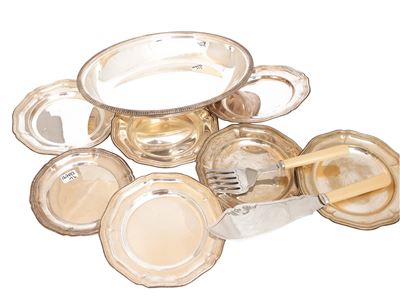 Set di accessori per brunch in metallo argentato, comprendente scaldavivande, legumiera, teiera e...