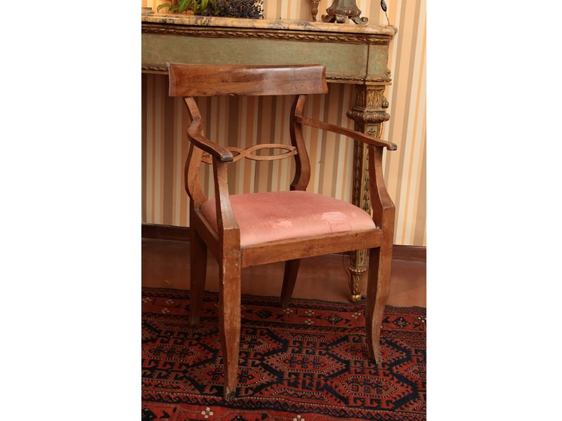 Poltroncina in Noce