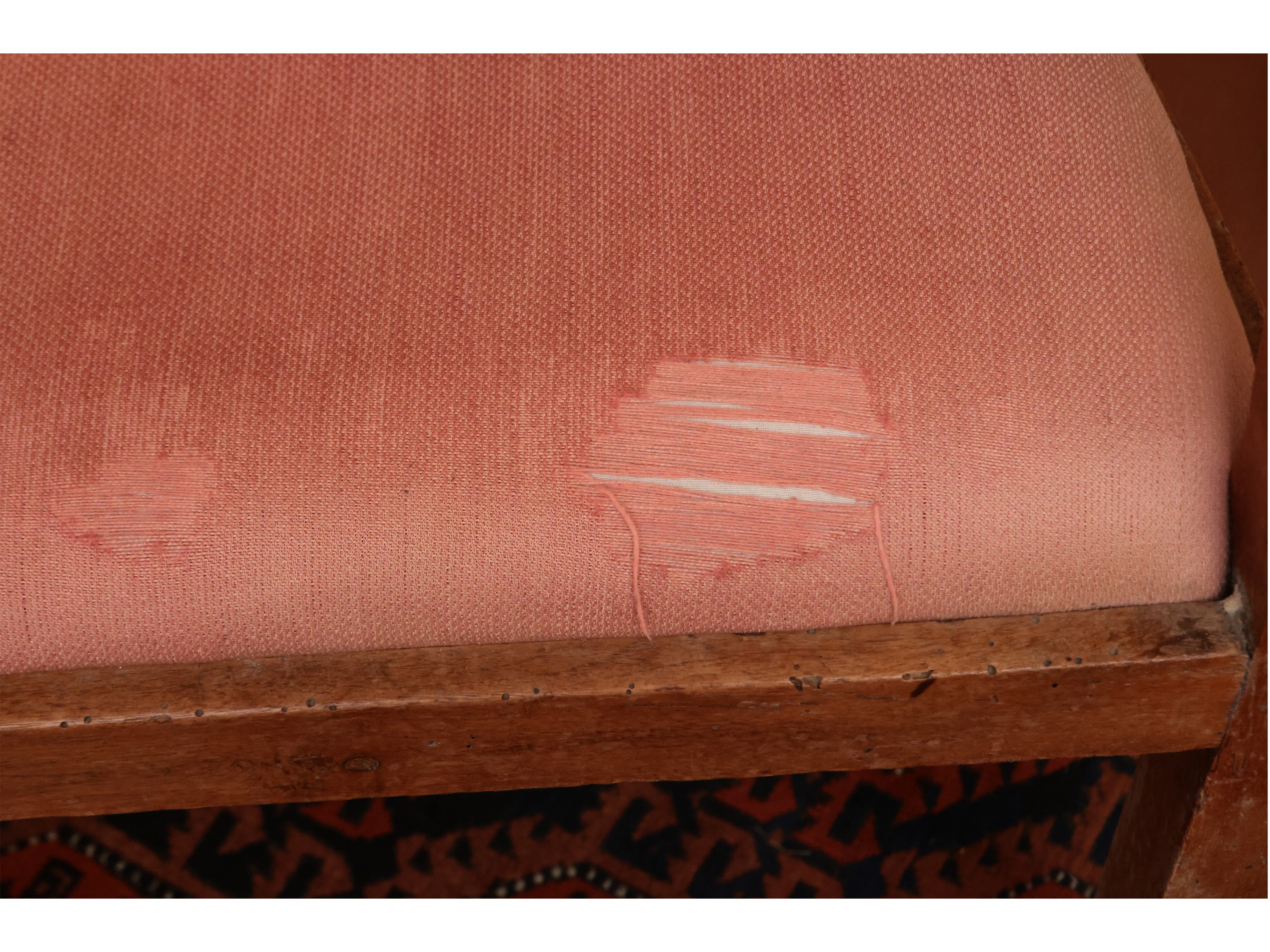 Poltroncina in Noce