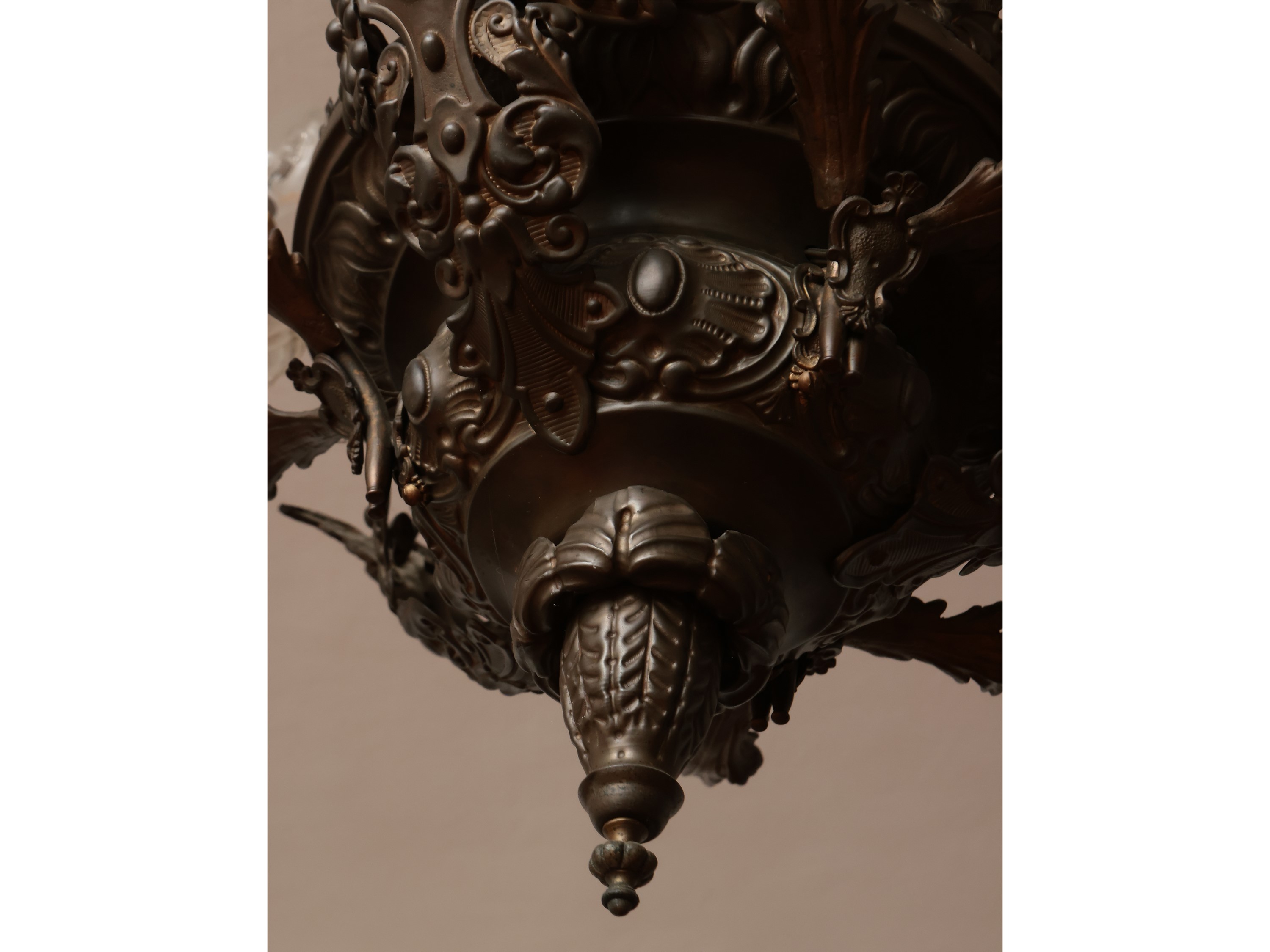 Lucerna votiva in tole