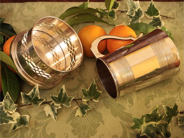 Due accessori per la tavola in argento