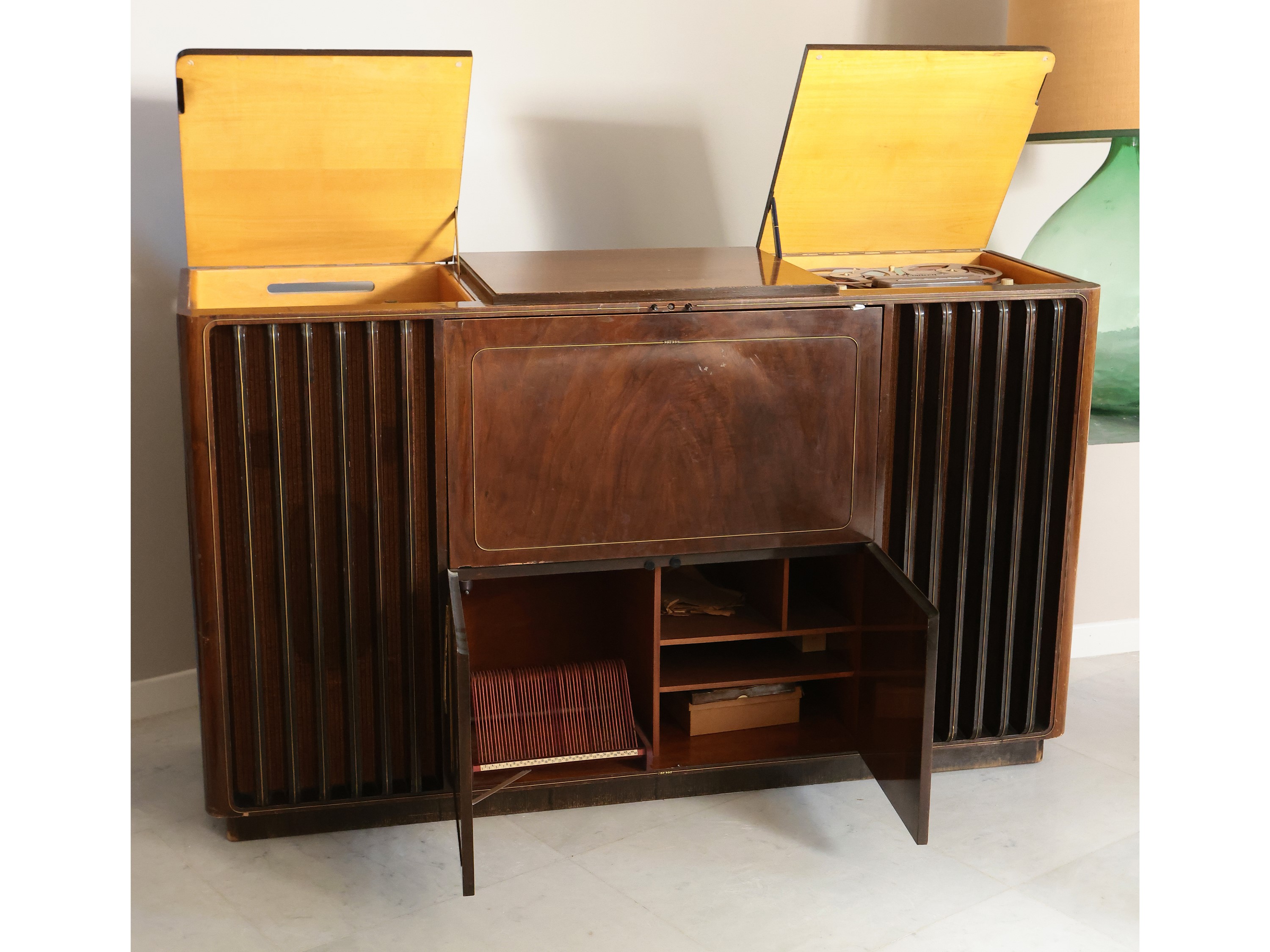 Mobile Radio Grundig 8055-56 D-klang