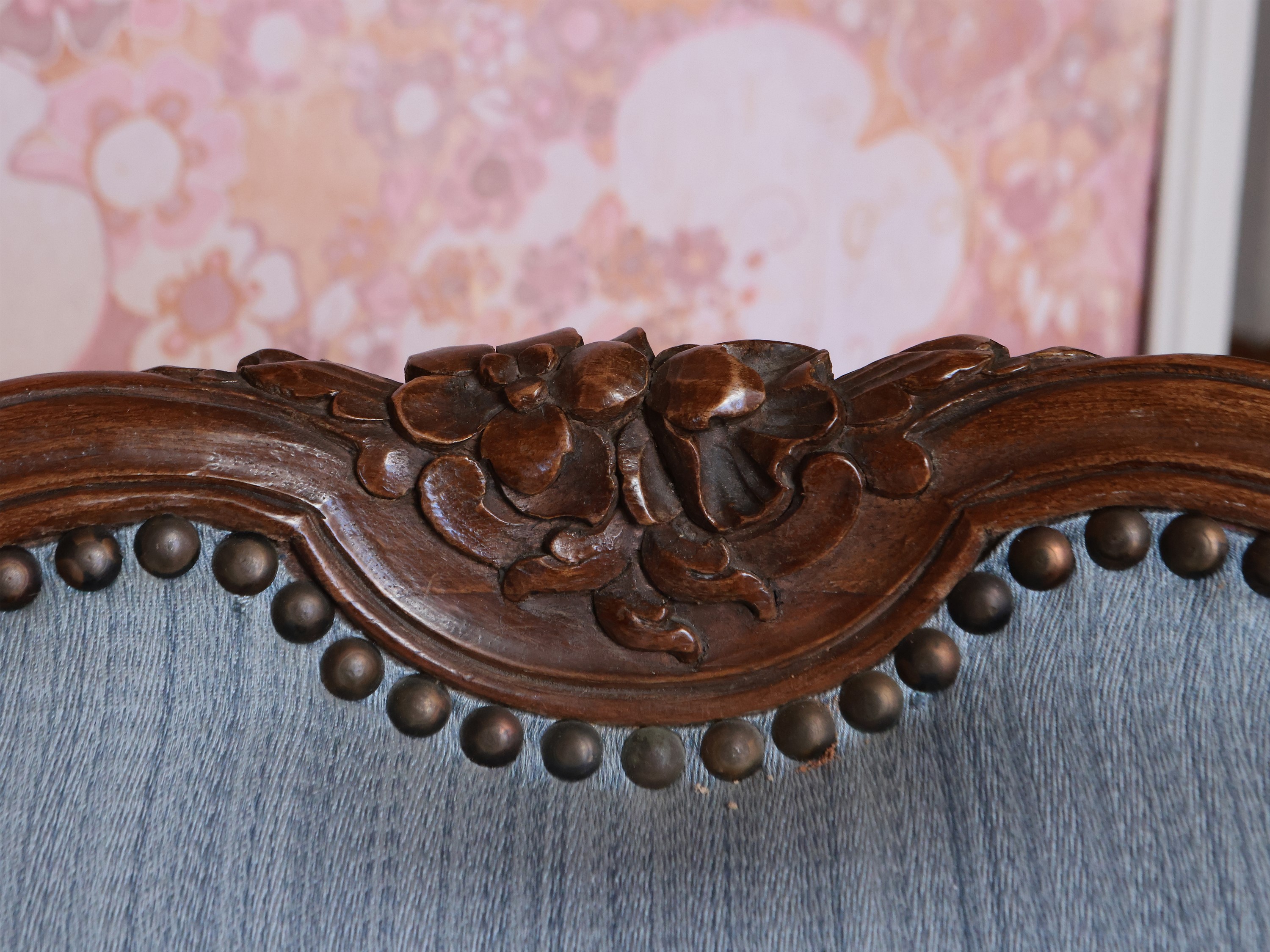 Grande Poltrona Bergere in Noce