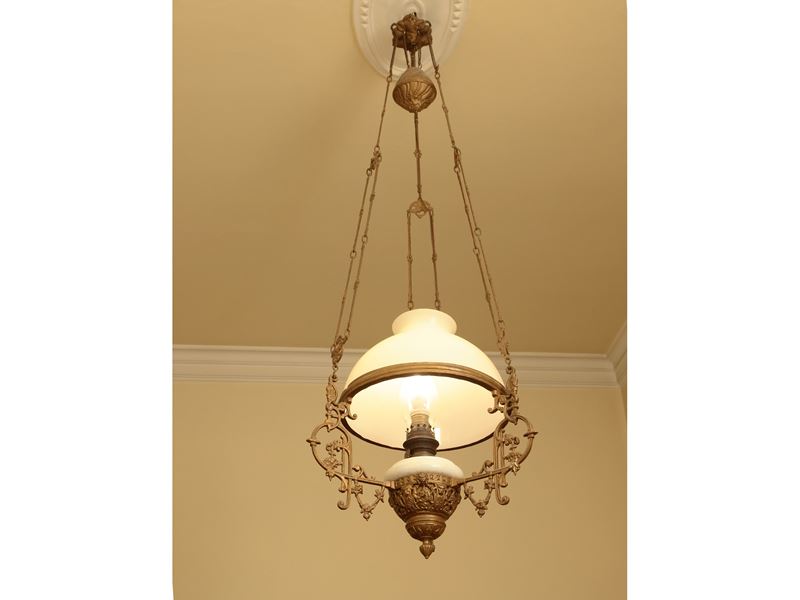 Lampadario Ad Olio in Metallo e Ceramica