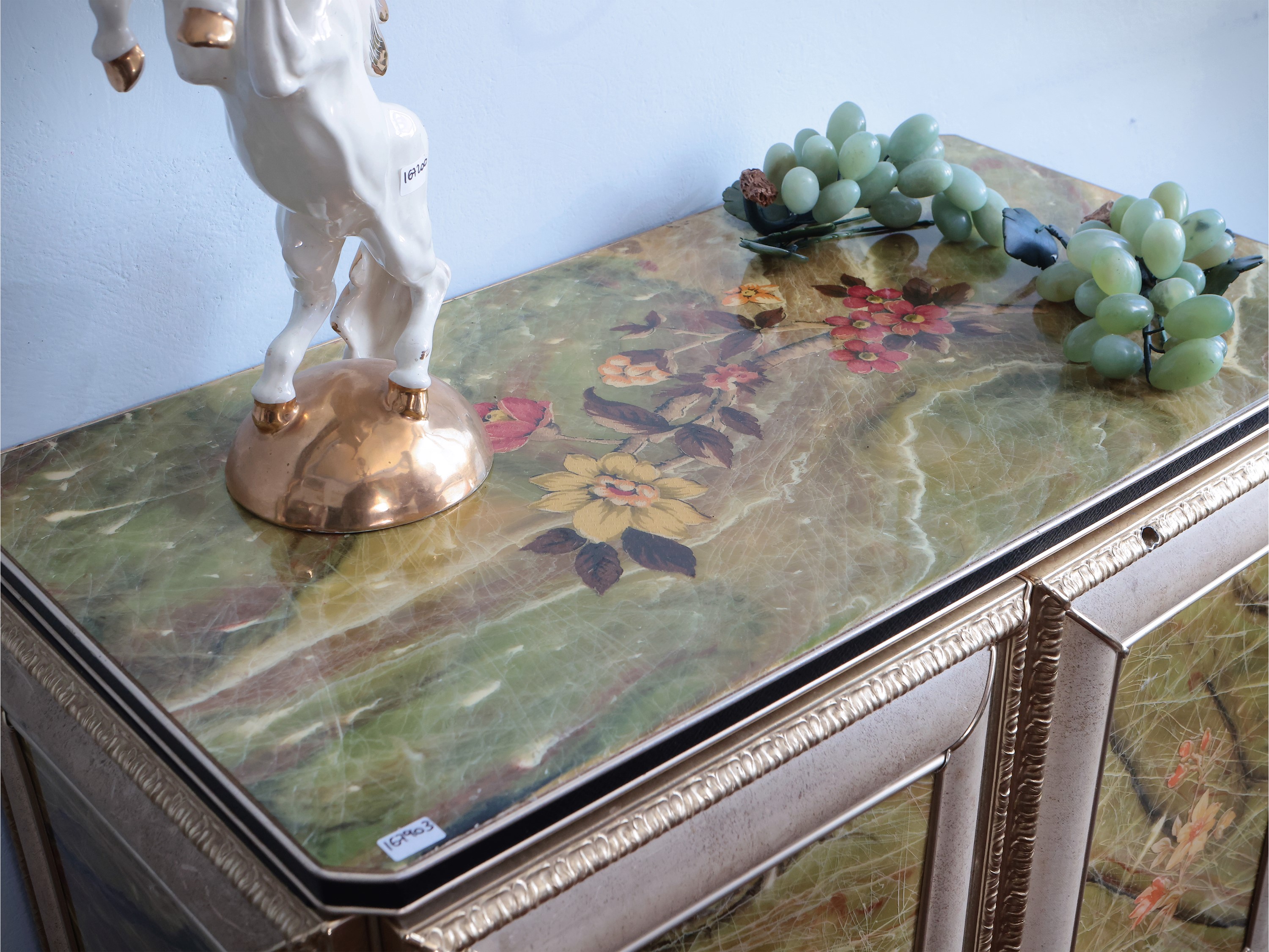 Mobile Bar Decorato Ad Imitazione Dell'onice