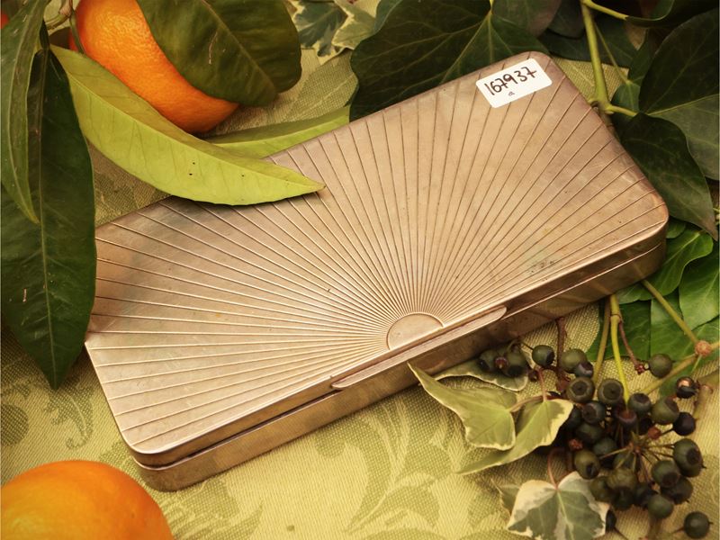 Grande tabacchiera in argento