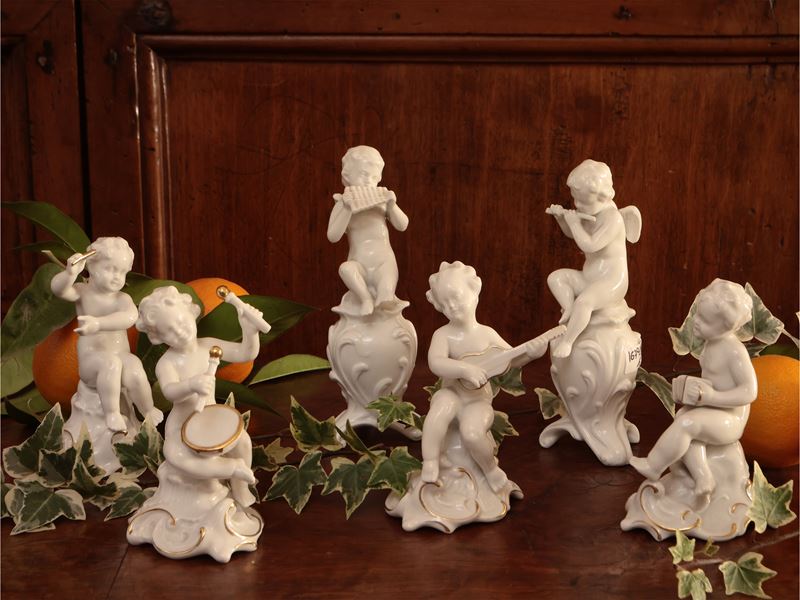 Collezione di Amorini Musicanti in Porcellana
