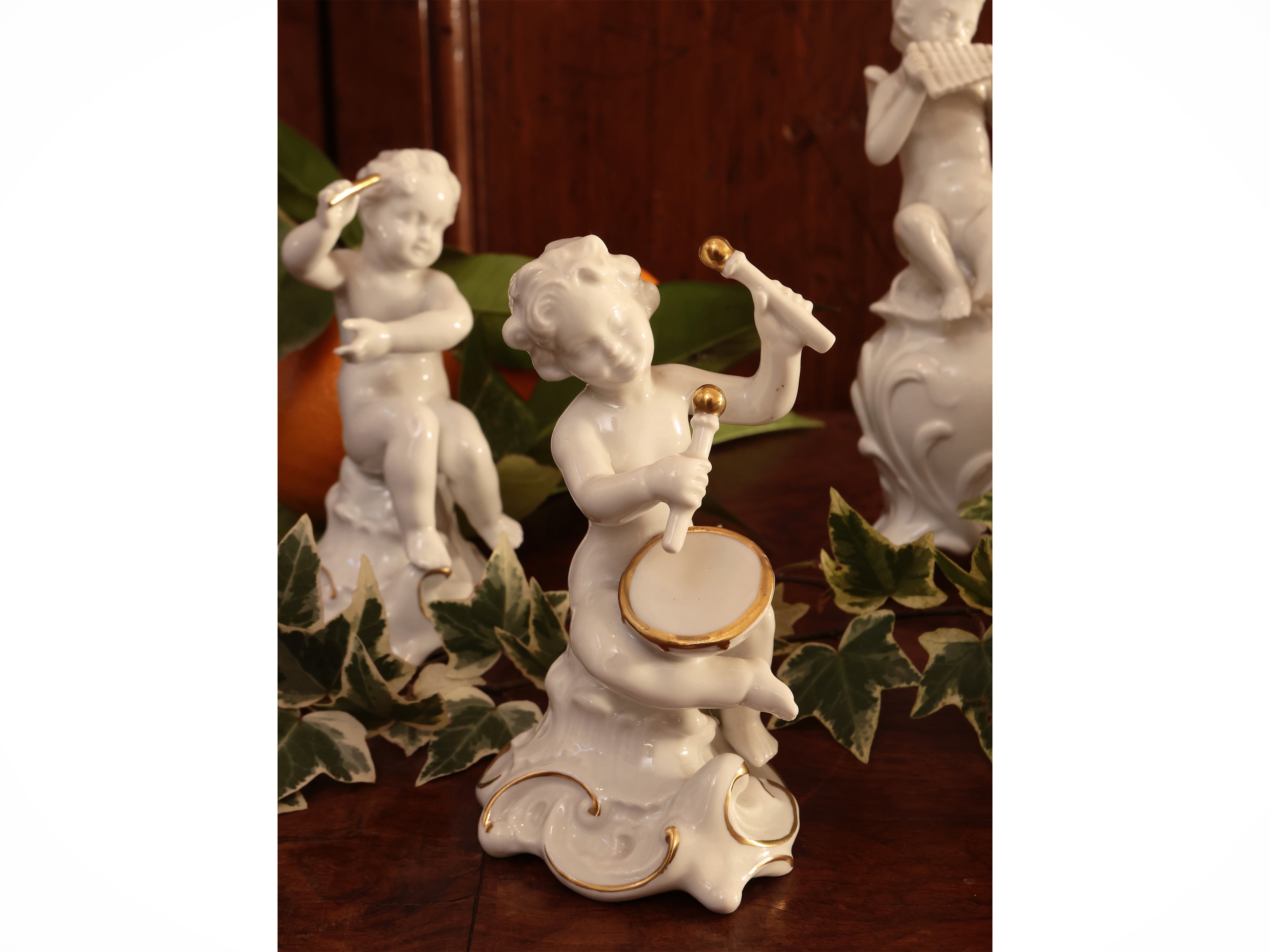 Collezione di Amorini Musicanti in Porcellana