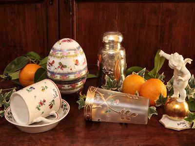 Raccolta di Accessori D'epoca da Collezione