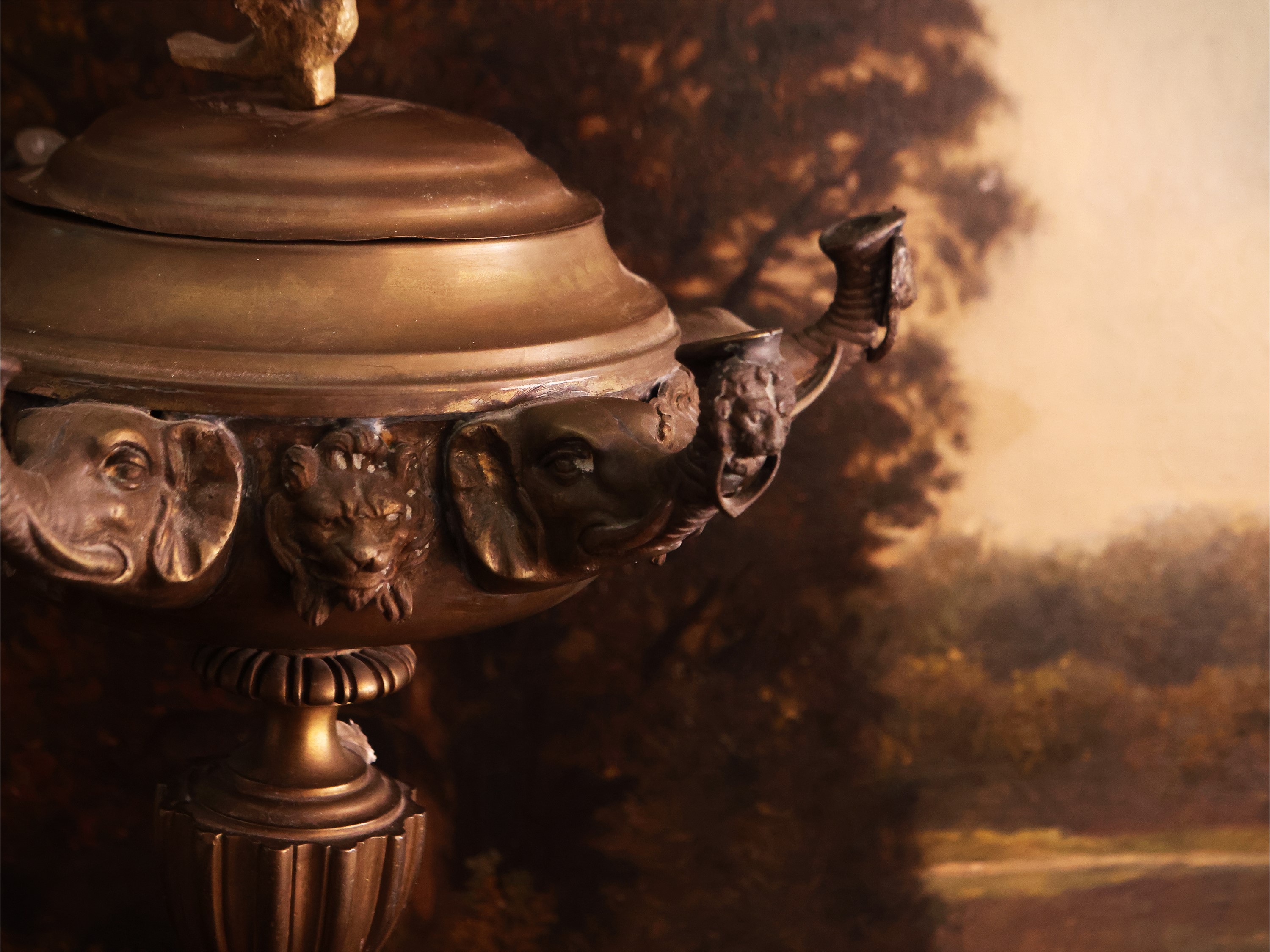 Lucerna in metallo patinato