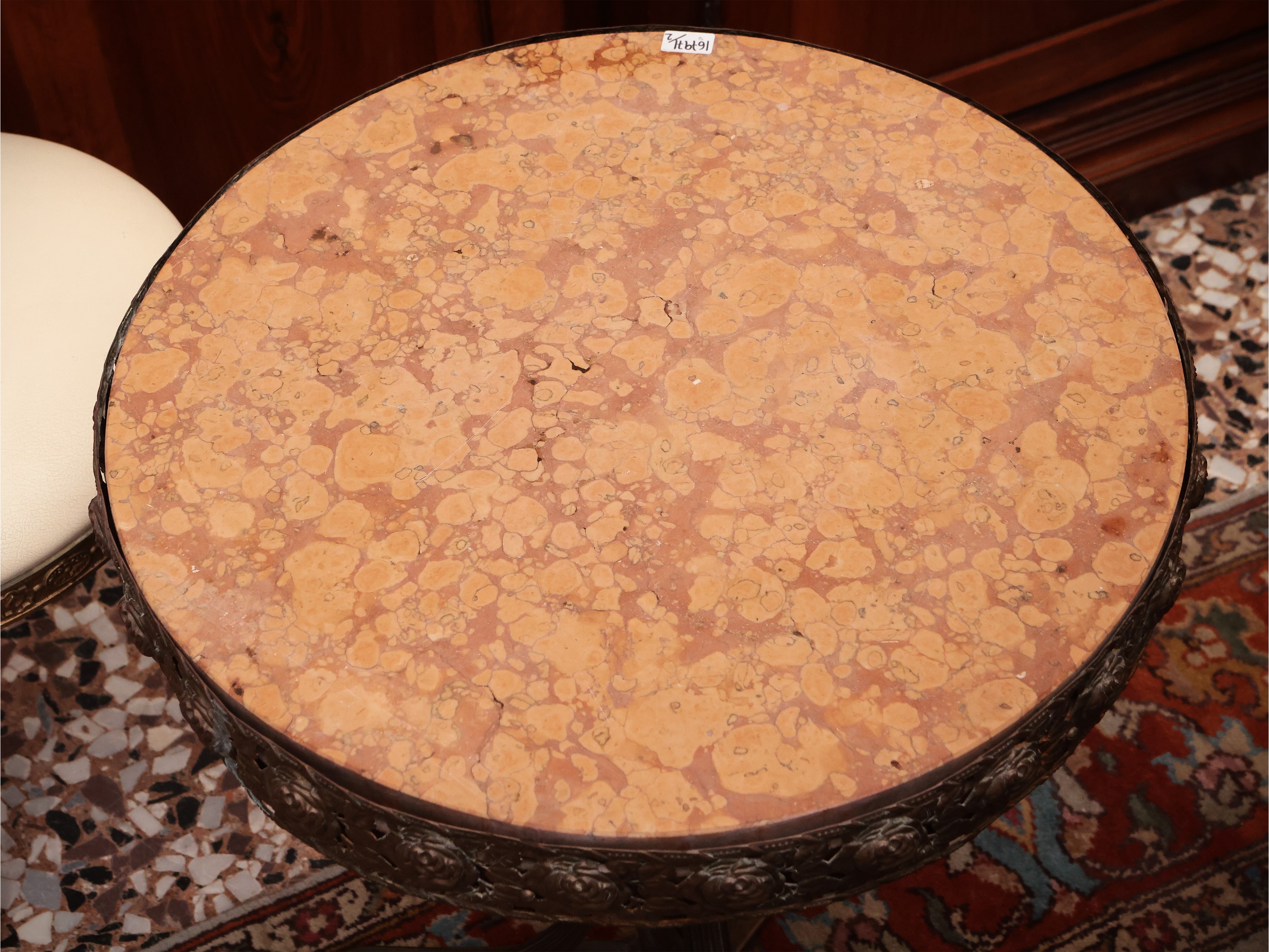 Due Complementi di Arredo D'epoca