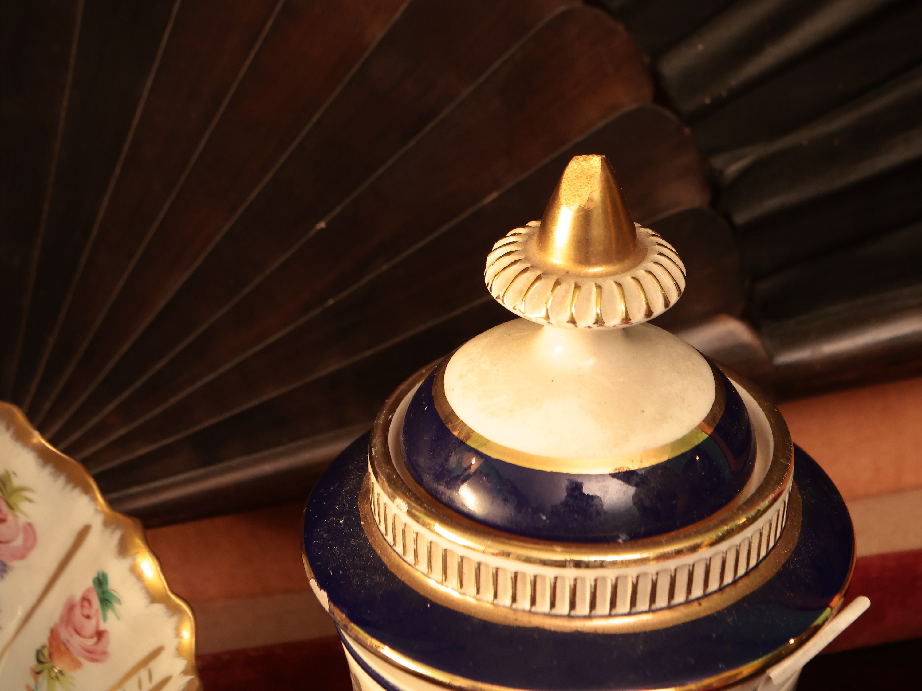 Lotto di galanterie d'epoca