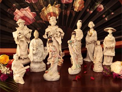 Collezione di Figure Orientali in Porcellana