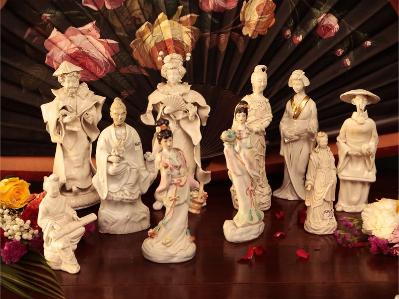 Collezione di Figure Orientali in Porcellana