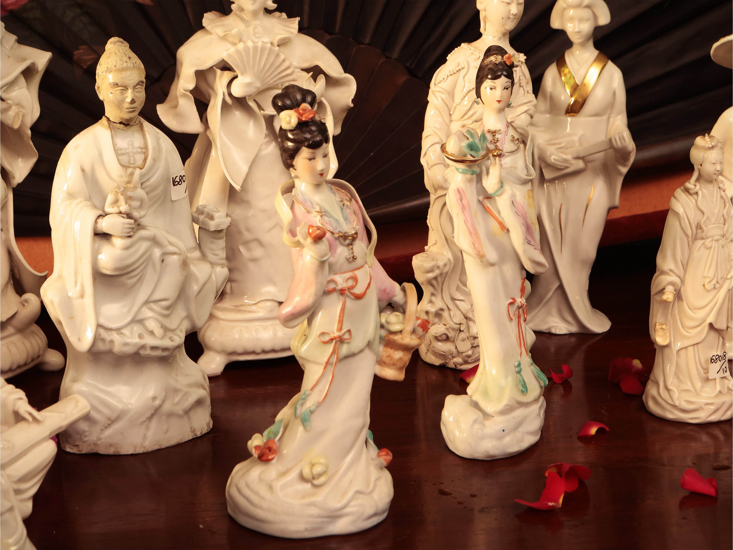 Collezione di Figure Orientali in Porcellana