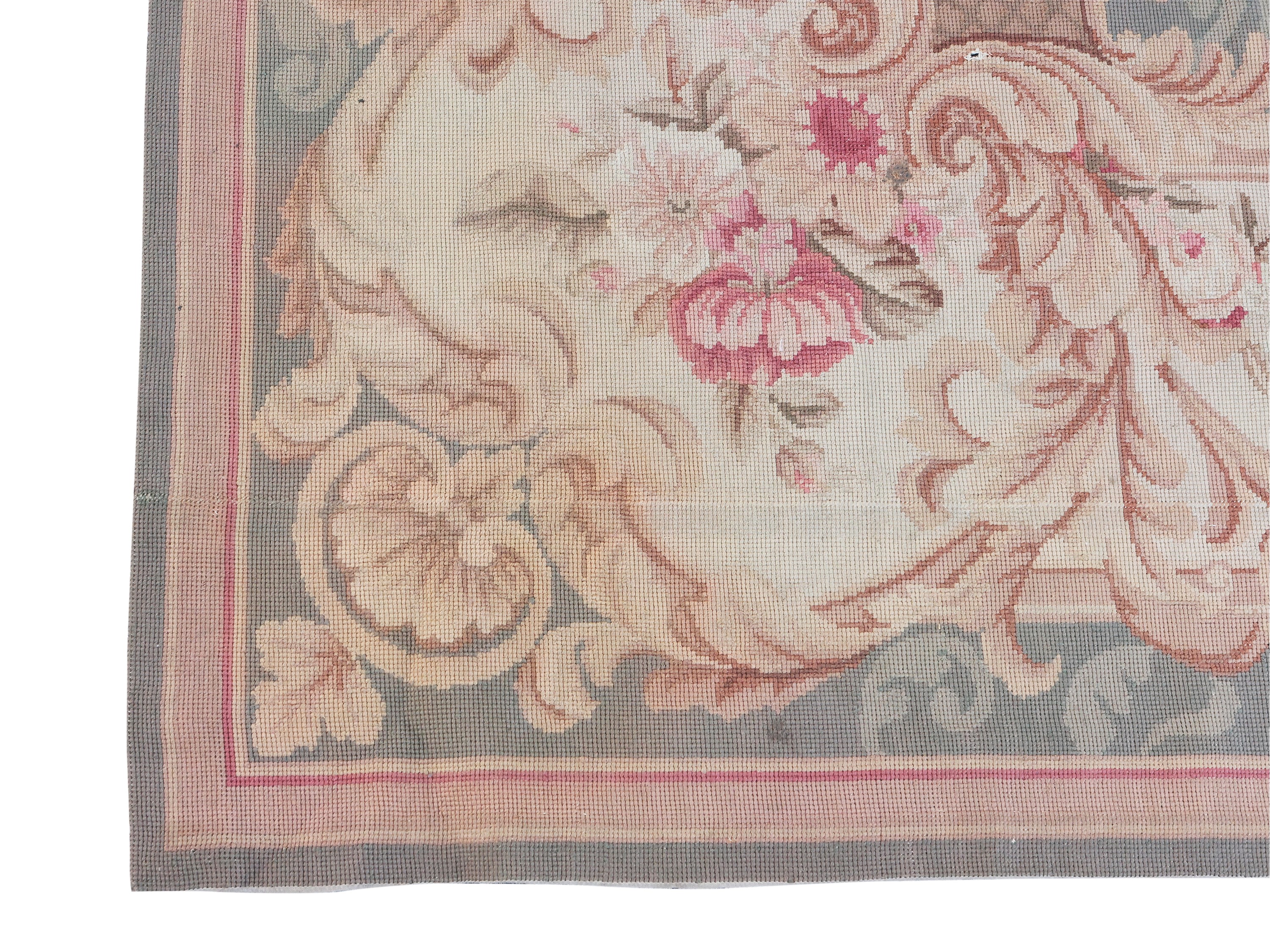 Tappeto a Piccolo Punto in Stile Aubusson