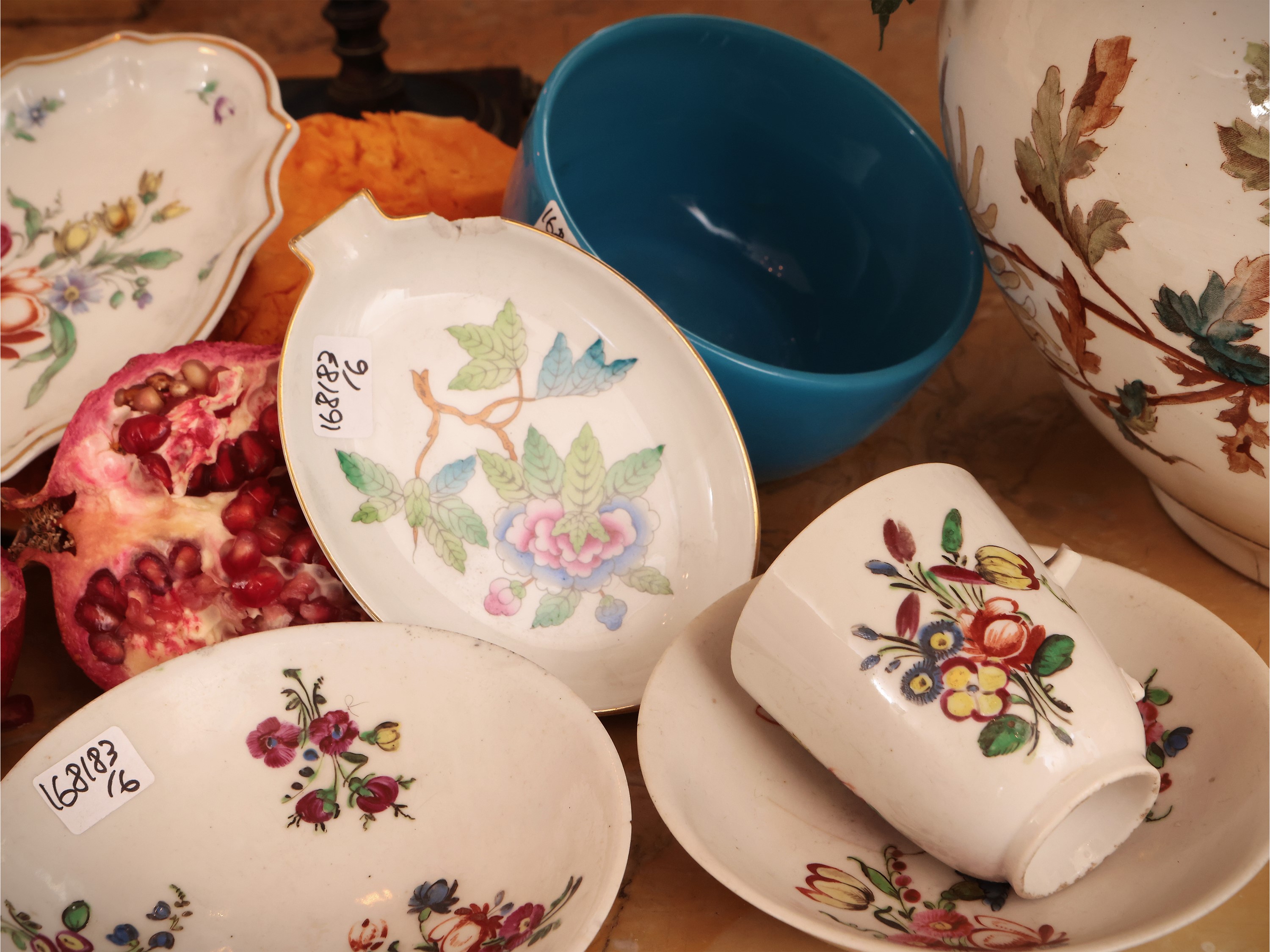 Selezione di piccole porcellane d'epoca