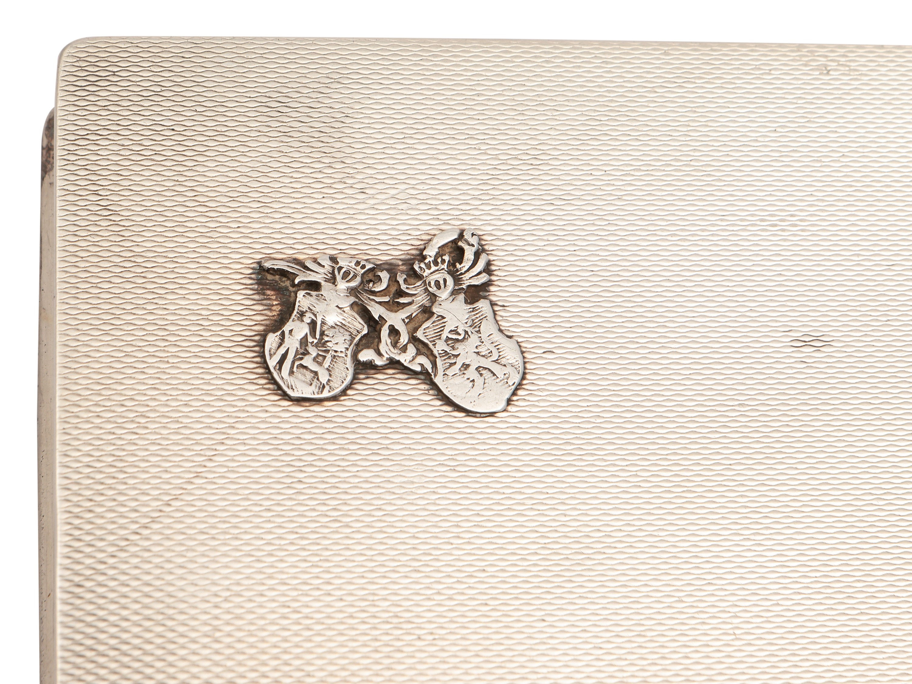 Portasigarette in argento cesellato