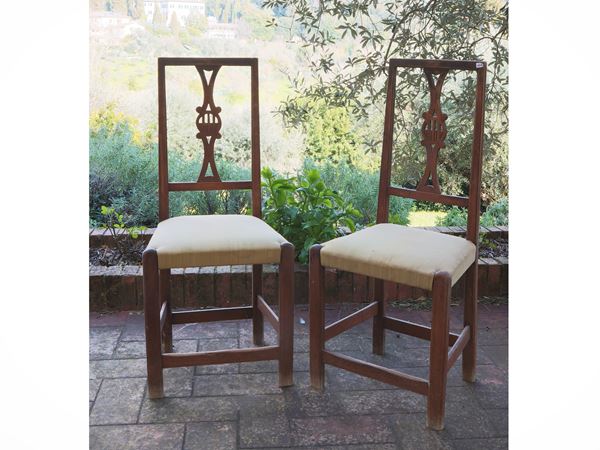 Serie di sei sedie rustiche in noce  - Asta Dimore fiorentine - Maison Bibelot - Casa d'Aste Firenze - Milano