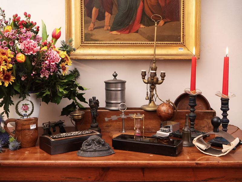 Lotto di curiosità d'epoca da scrivania