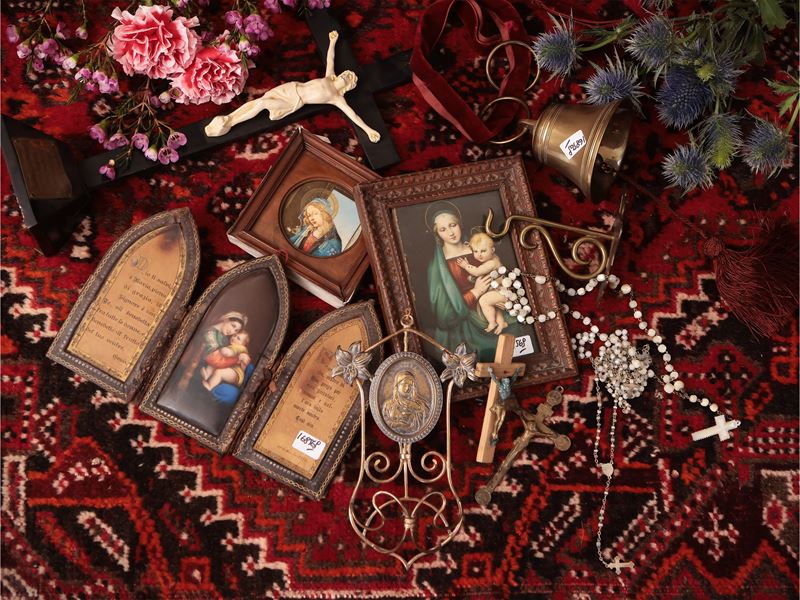 Lotto di oggetti devozionali