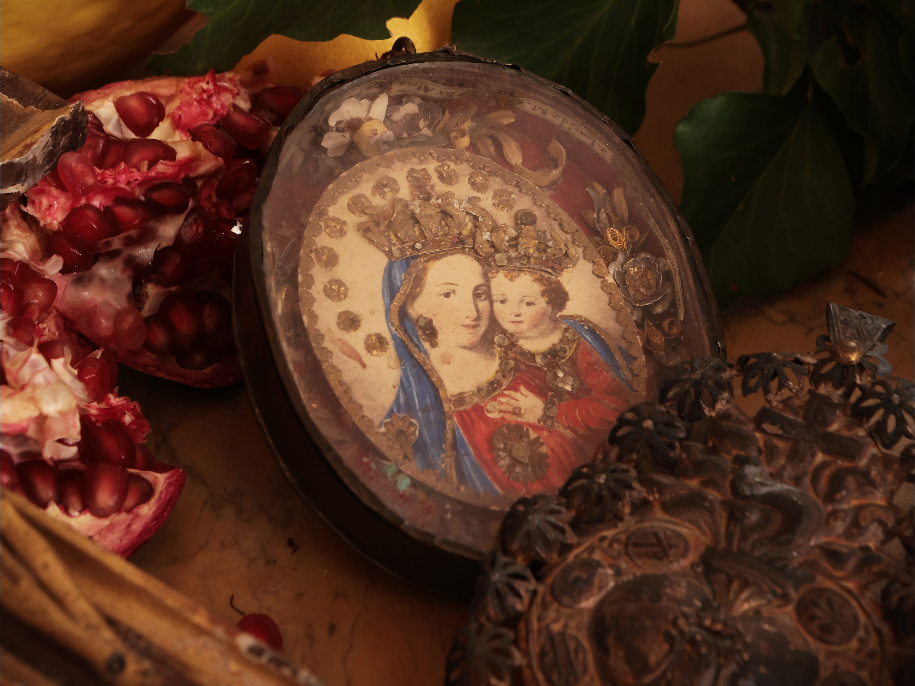 Lotto di oggetti devozionali d'epoca