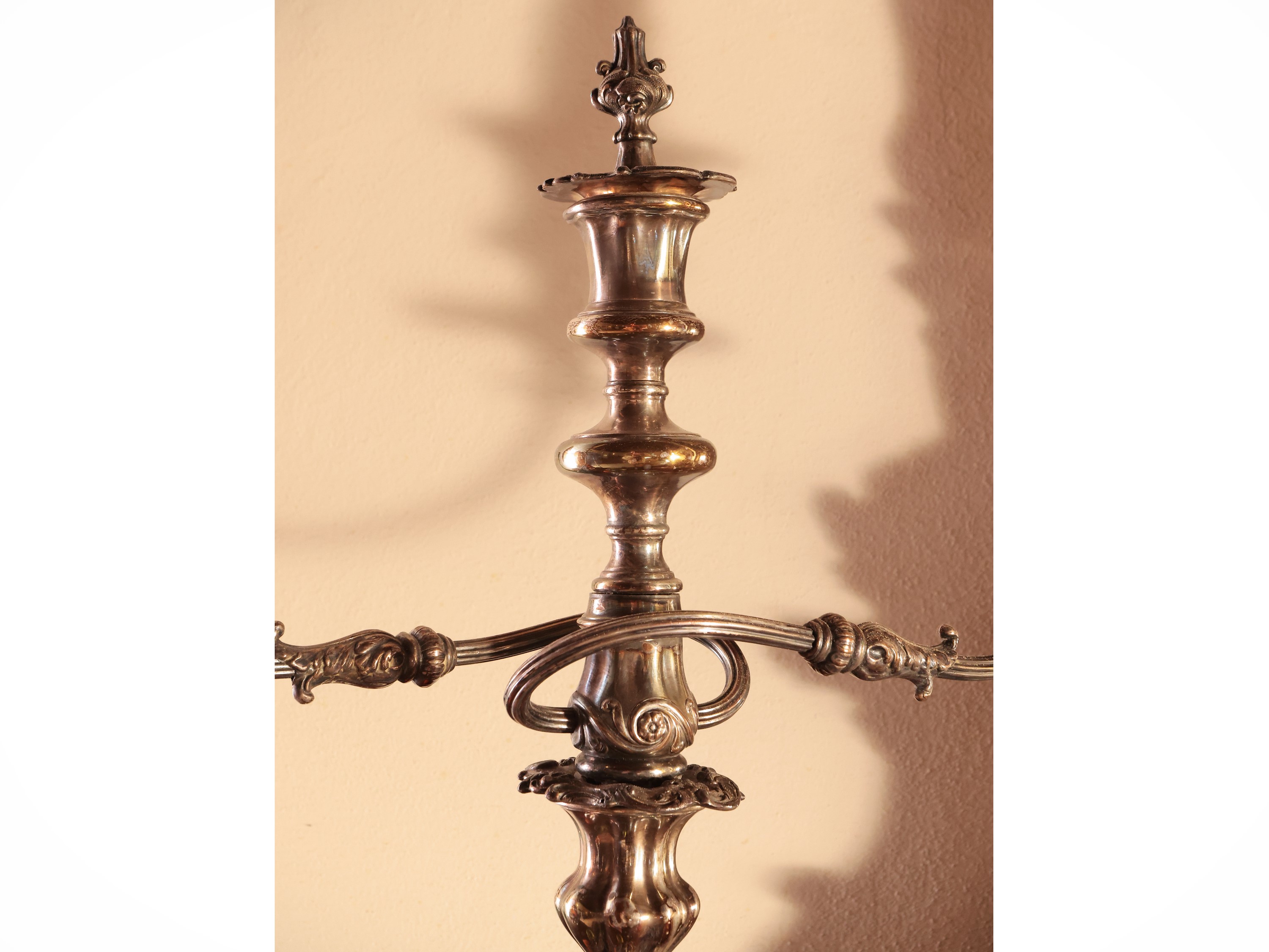 Coppa di Candelabri in Metallo Argentato