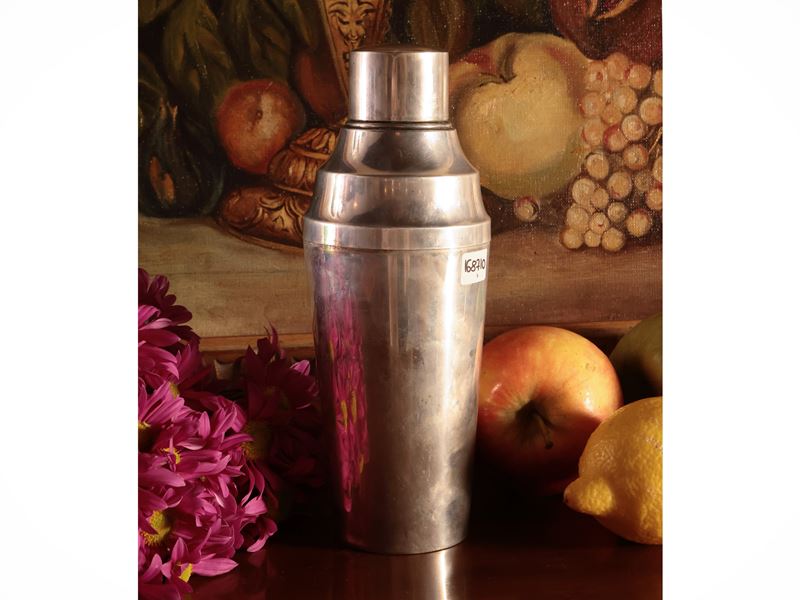 Shaker in argento