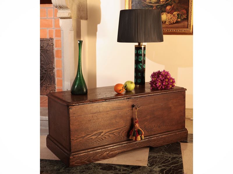 Piccola Cassapanca Rustica in Legno Tenero