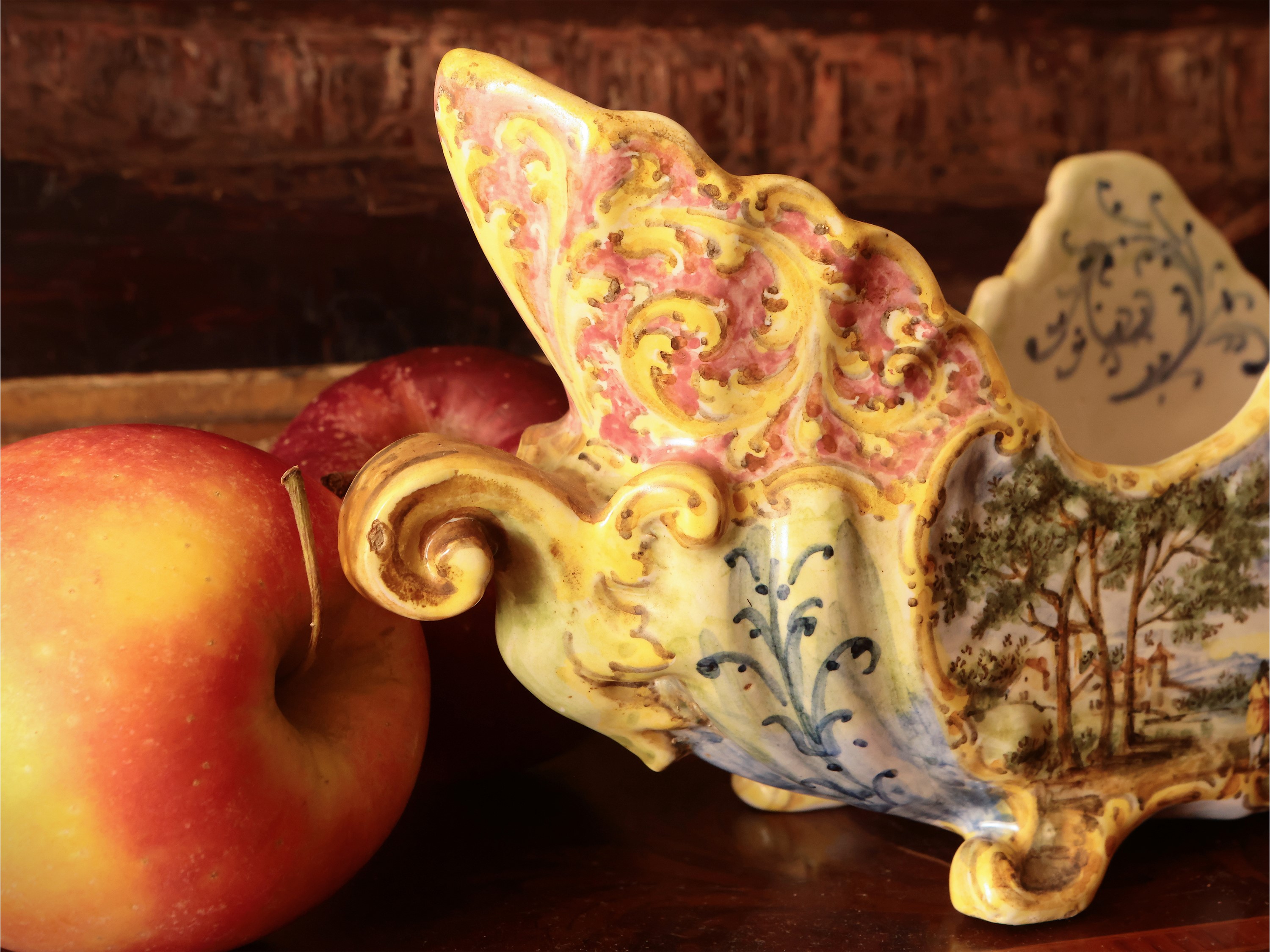 Centrotavola in maiolica, manifattura bolognese