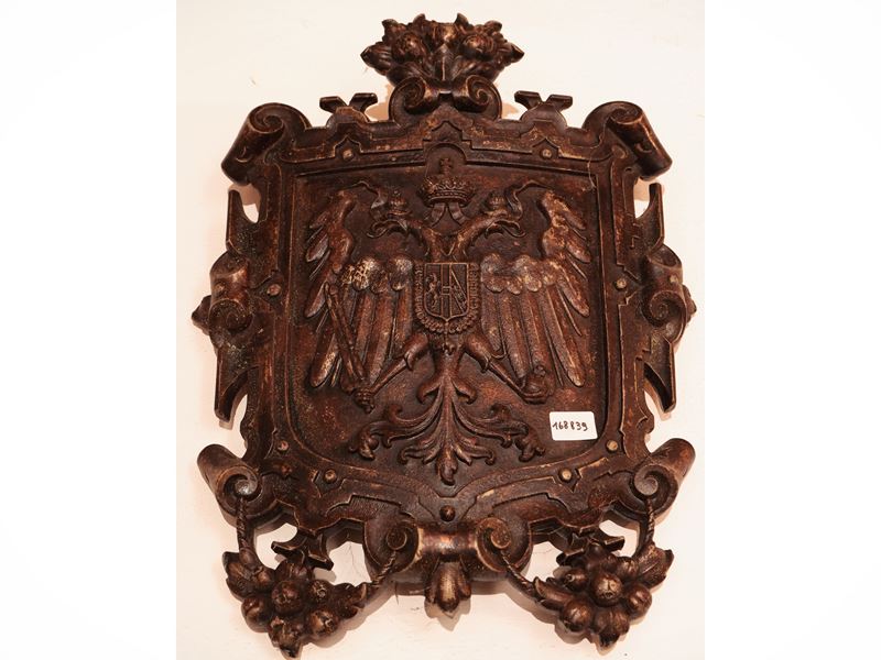 Stemma asburgico in ferro battuto