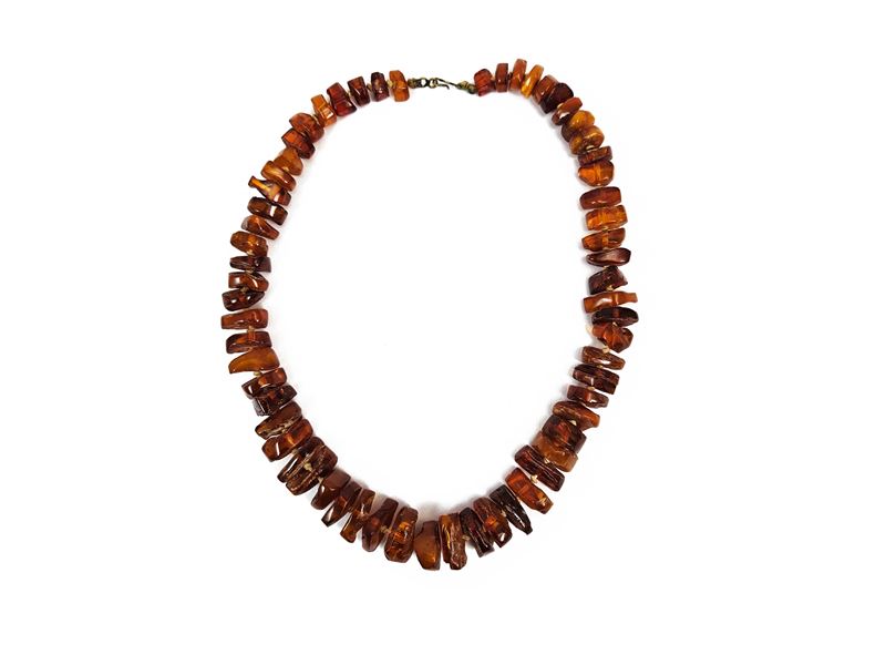 Collana in ambra naturale