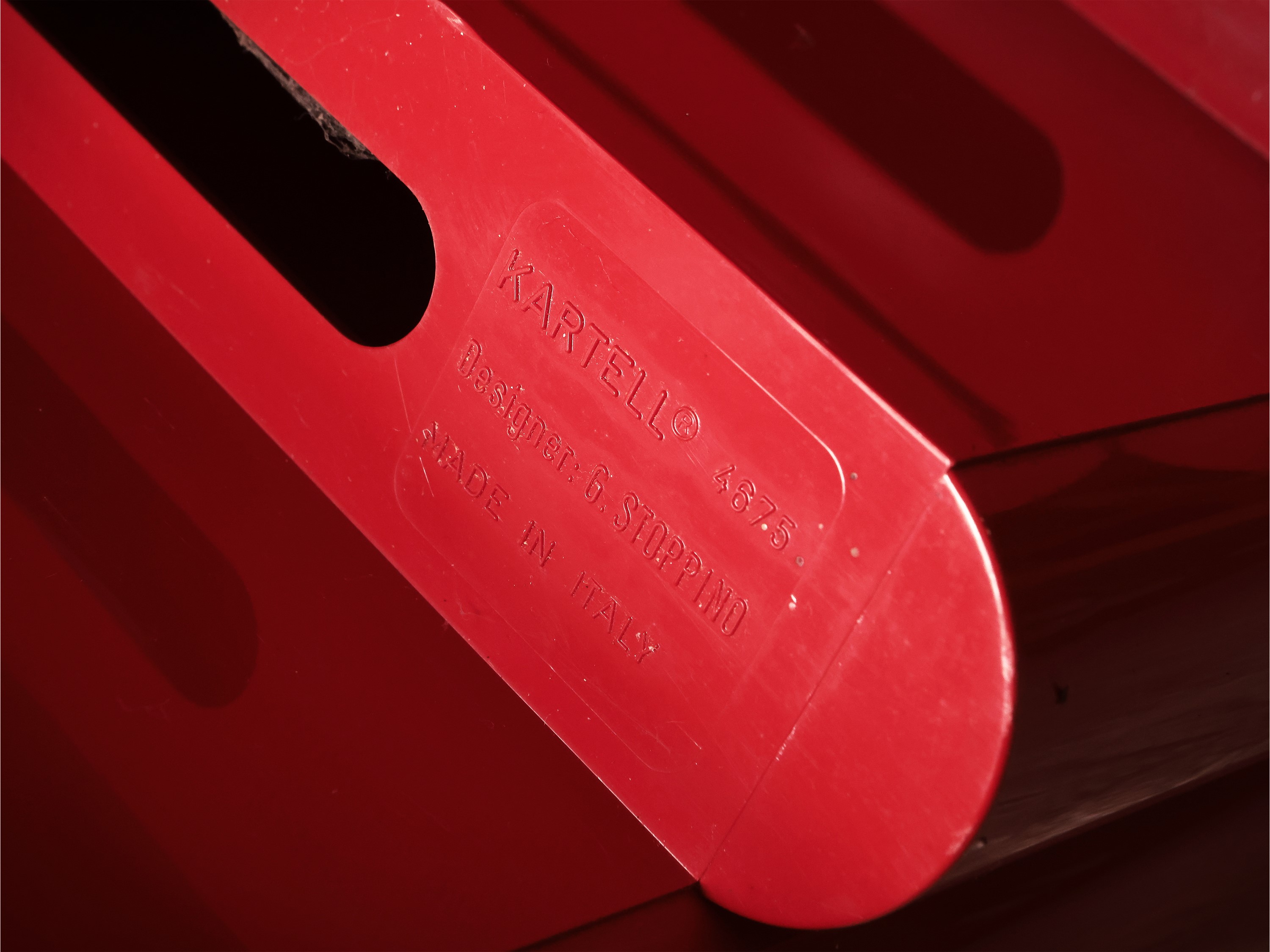 Portariviste Carminio, Giotto Stoppino per Kartell