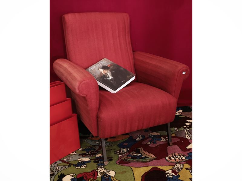 Coppia di Poltroncine Imbottite in Tessuto Rosso