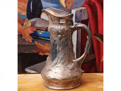 Grande Versatoio in Metallo Argentato di Gusto Art Noveau