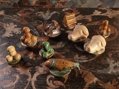 Collezione di Nove Coperchi in Terracotta Smaltata