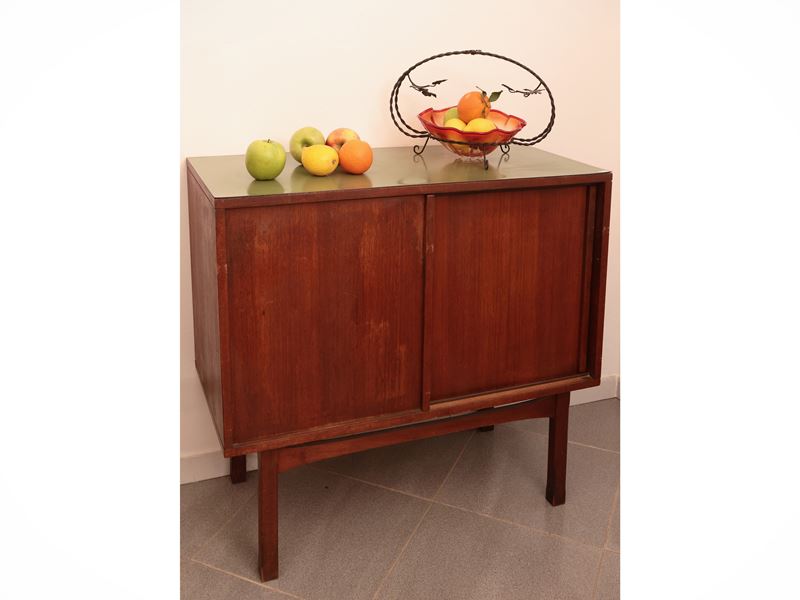 Piccola Credenza in Mogano