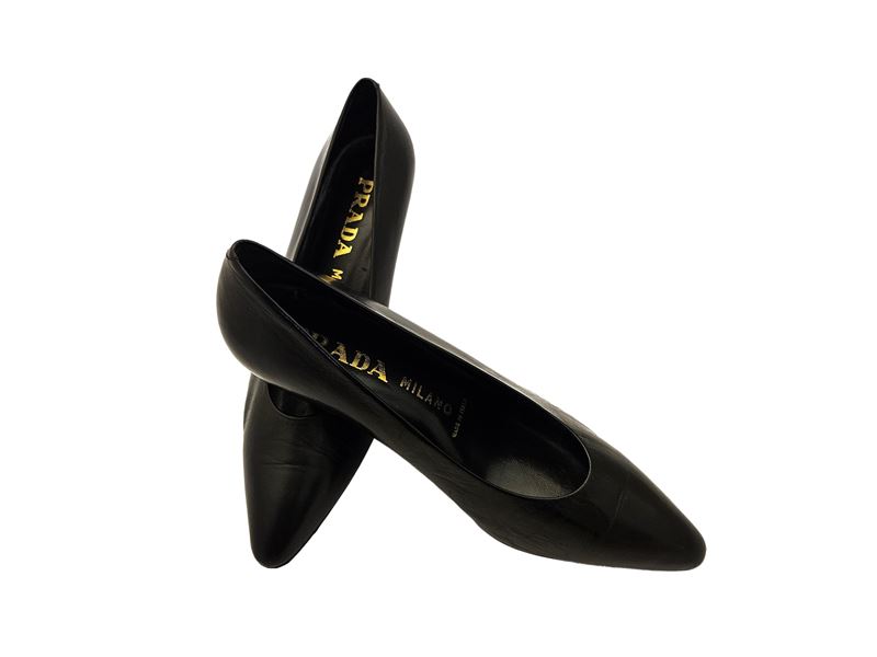 Prada - Decolleté in Capretto Nero