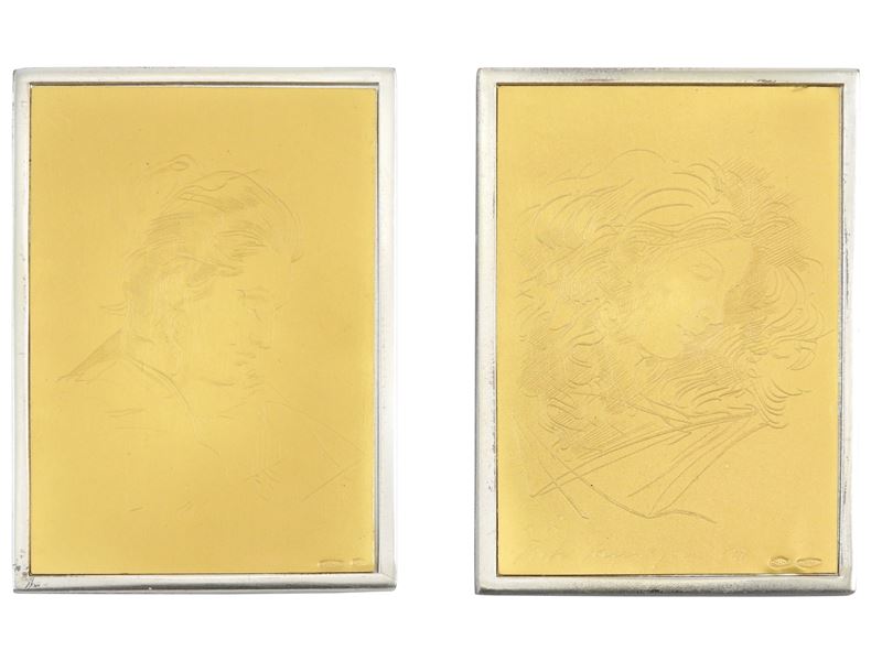 Coppia di incisioni su lastra in oro 998/1000 con supporto in argento 925/1000