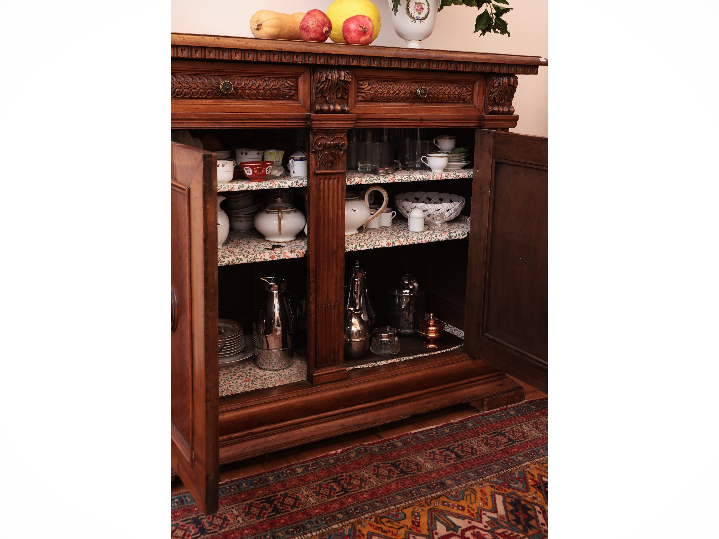 Credenza in Noce