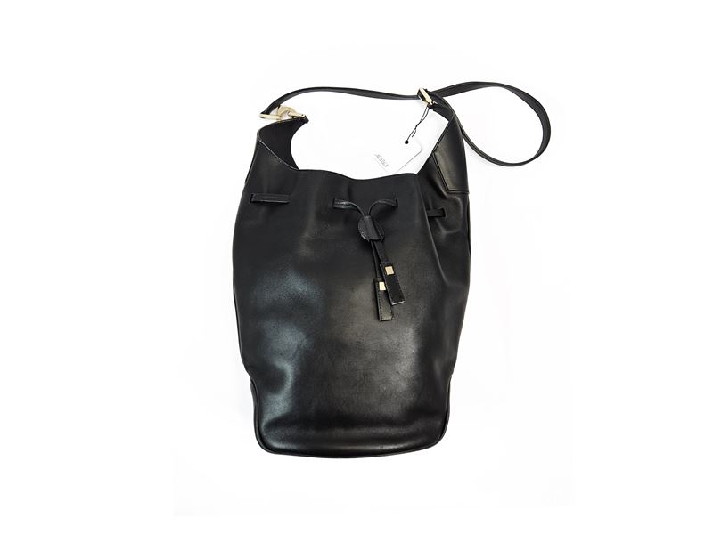Salvatore Ferragamo - Secchiello in Pelle Nera