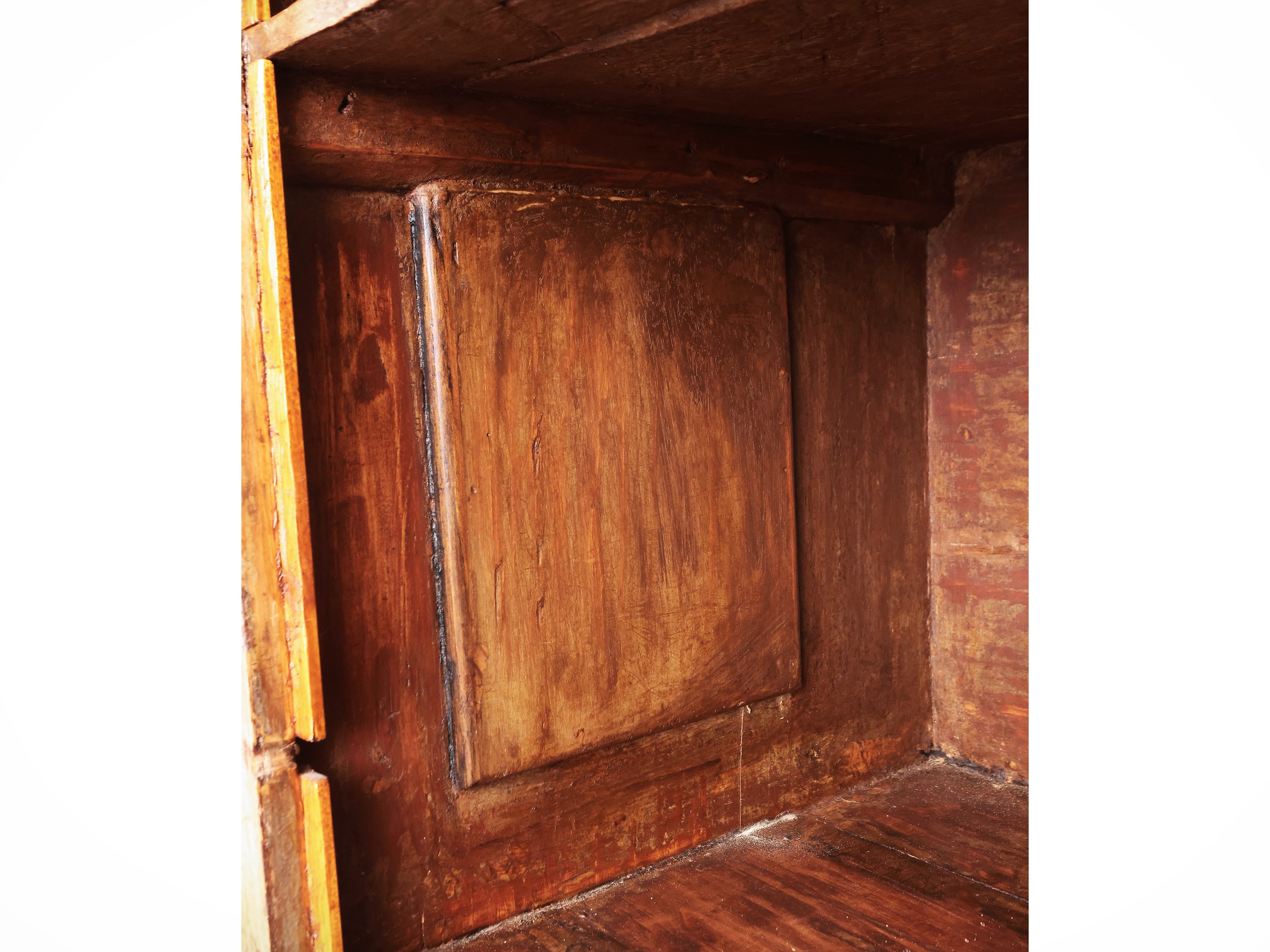 Armadio Rustico in Legno Tenero